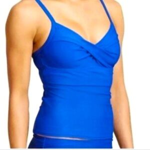 Athleta ‘Twister Tankini’ Swimsuit Top Size 34 D/DD